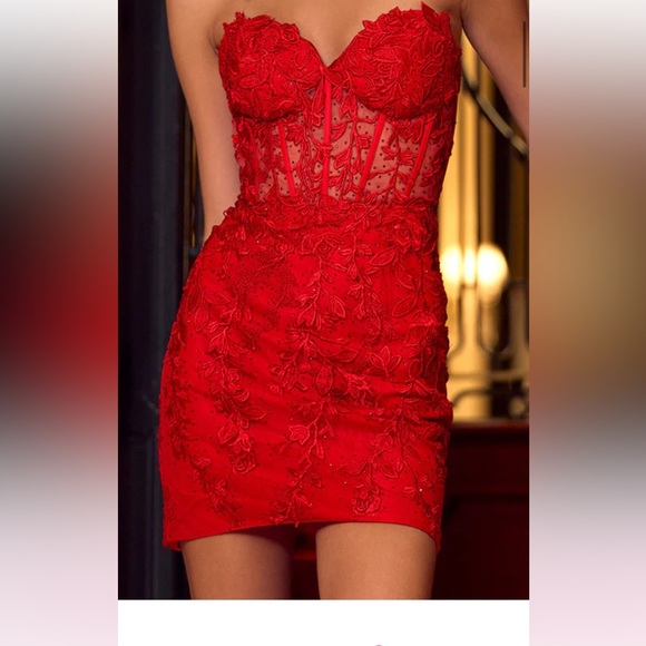 Sherri Hill Formal Dress - Picture 3 of 5